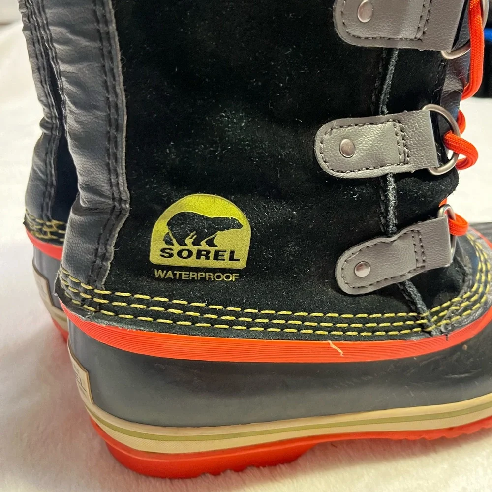Sorel Joan of Arctic Waterproof Winter Snow Boots Black Orange Youth 4